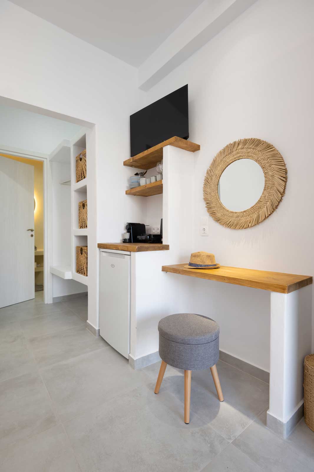 Σύγχρονος χώρος διαμονής στα Metallia Faros Apartments