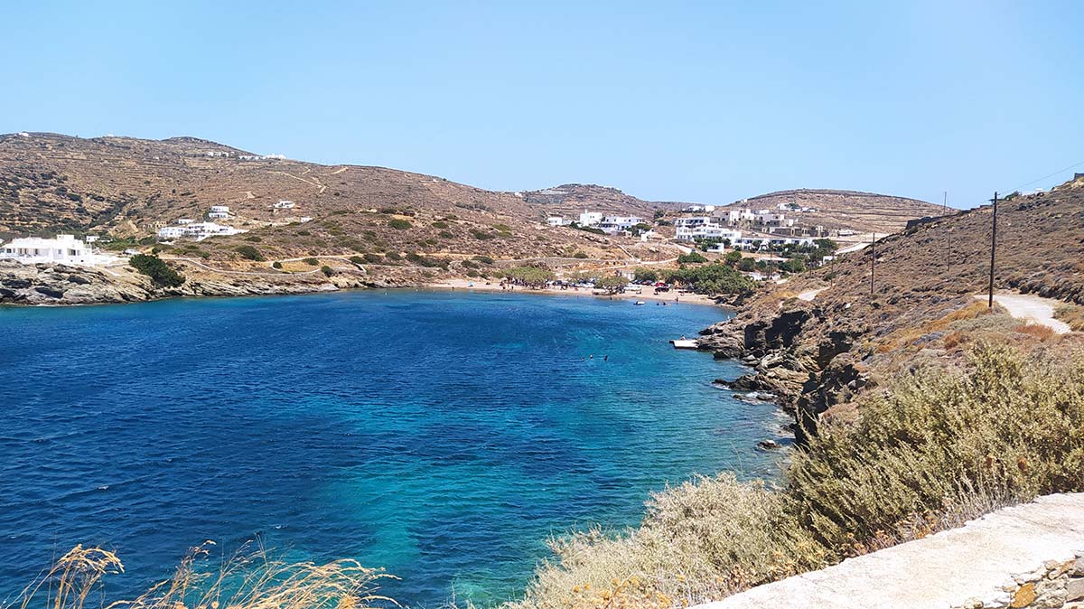 Plage de Fassolou à Faros, Sifnos