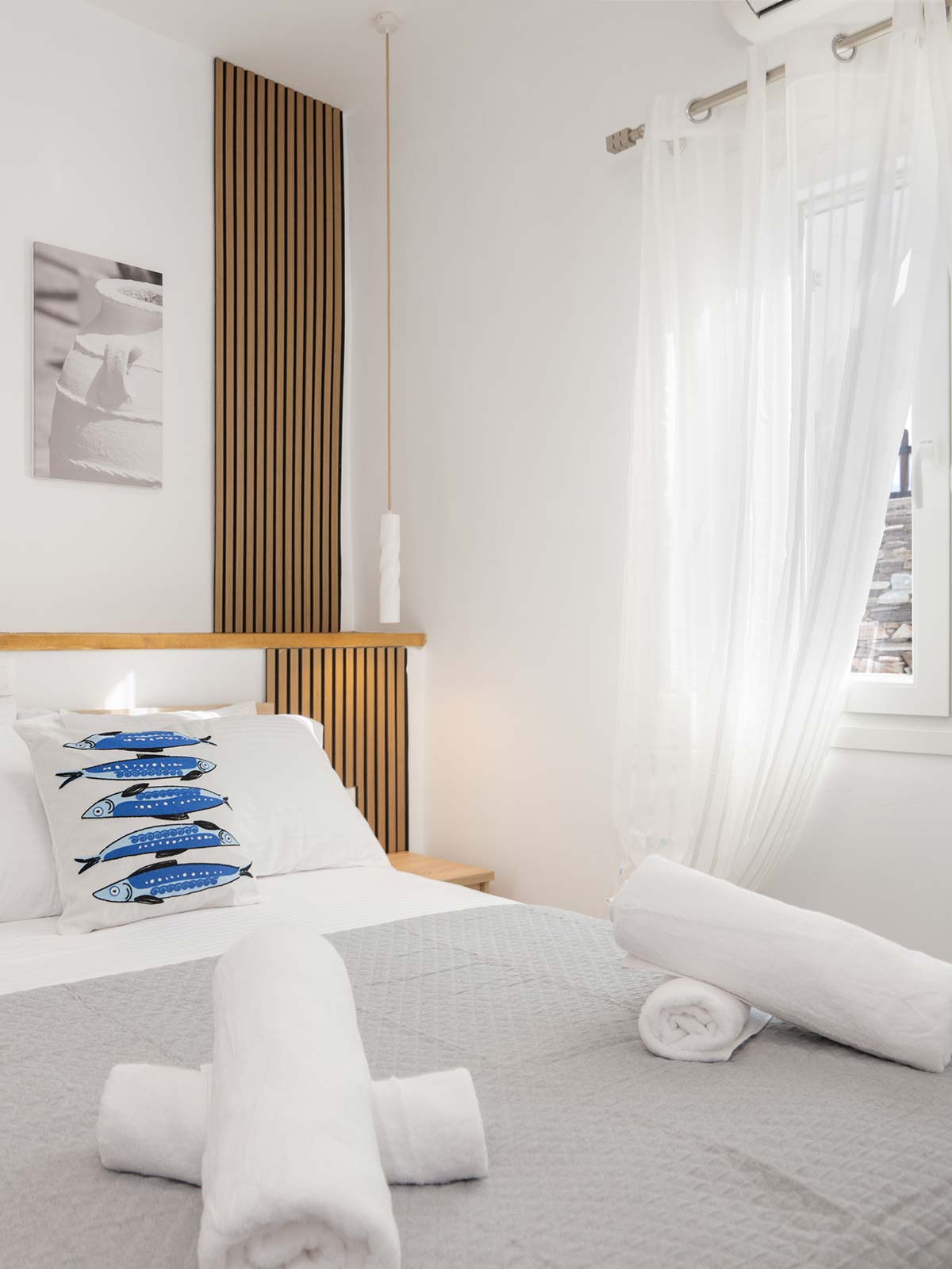 Metallia Apartments à Faros, Sifnos - Appartement avec un lit double et deux lits simples